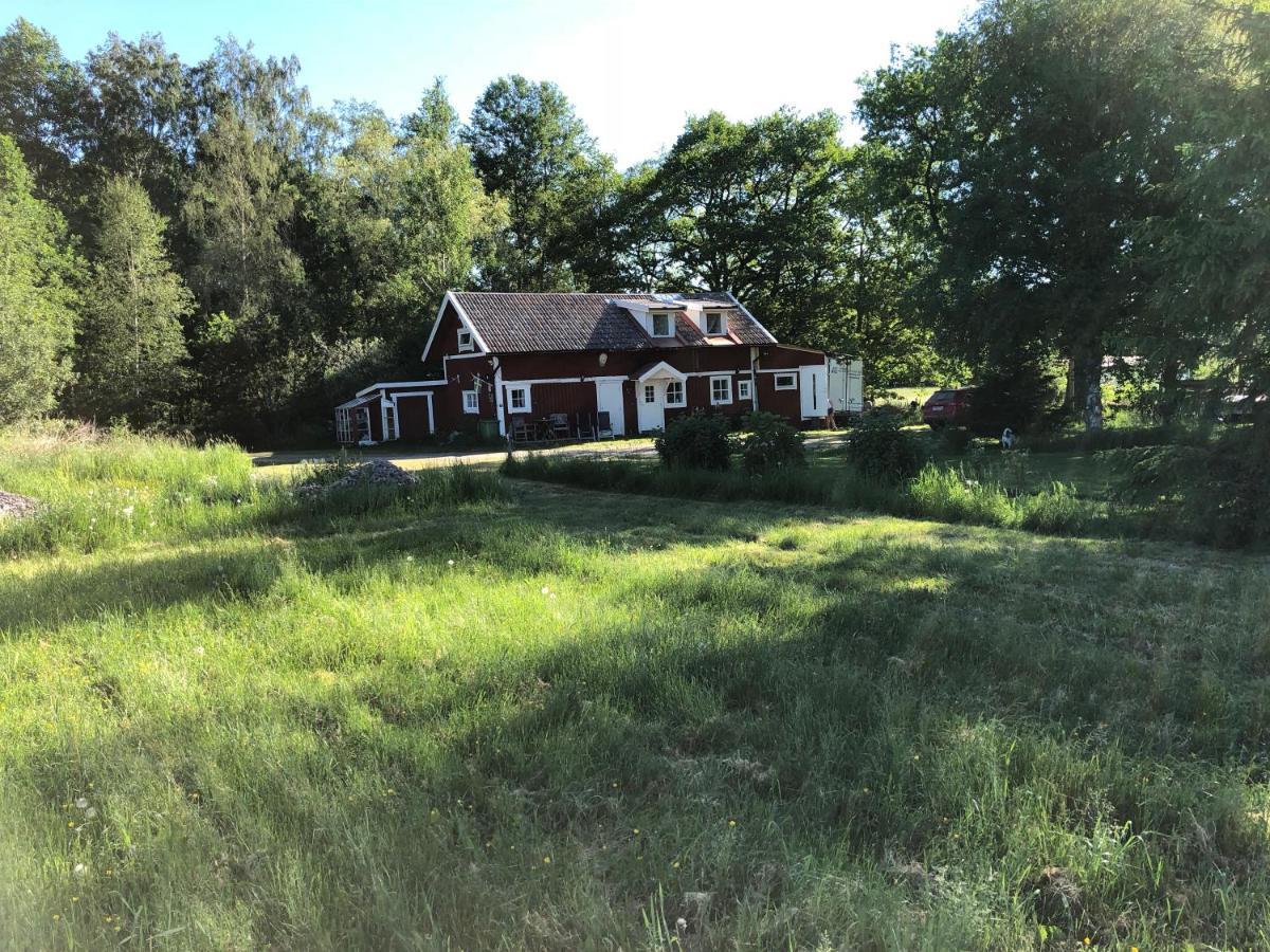 Ranch Moerby Bed & Breakfast Stora Mellosa Exterior photo