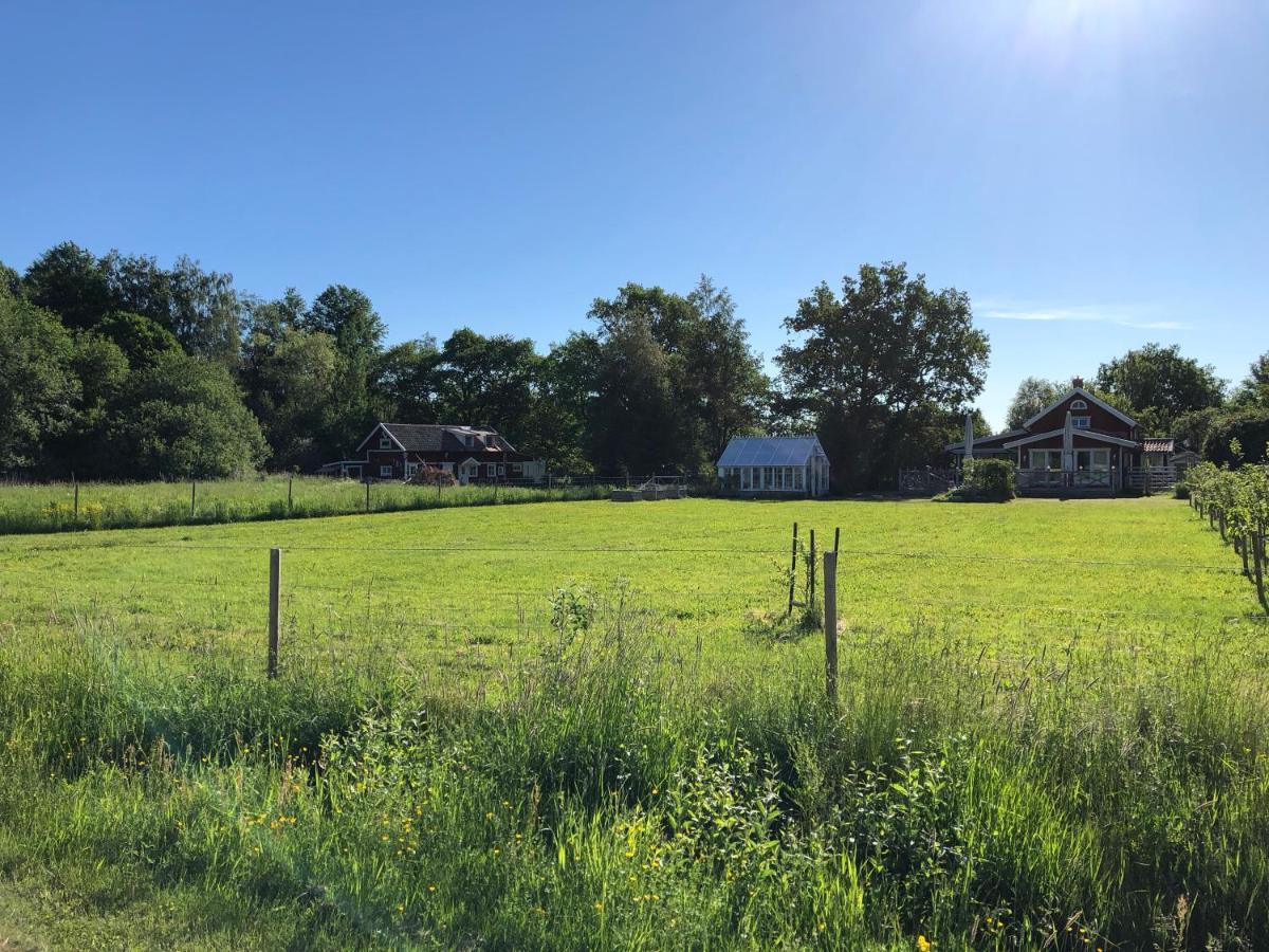 Ranch Moerby Bed & Breakfast Stora Mellosa Exterior photo